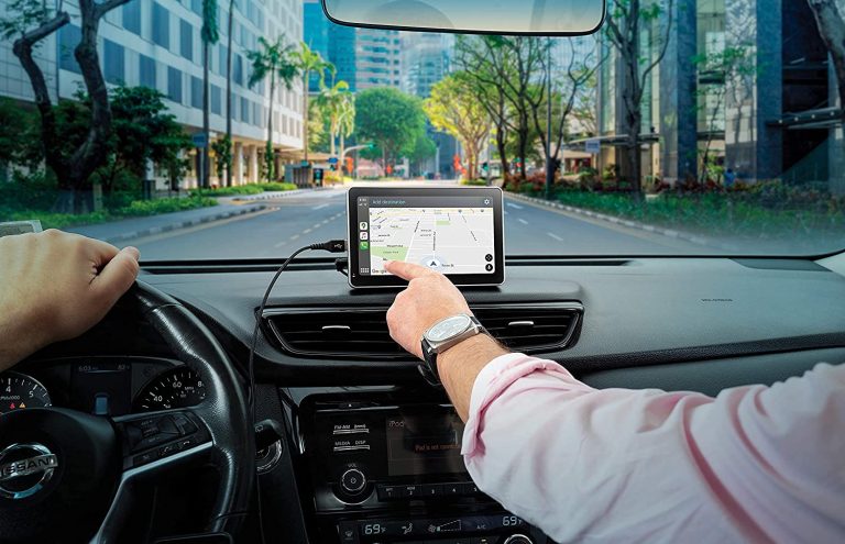Car and Driver INTELLIDASH Plus: Apple CarPlay Screen For Car