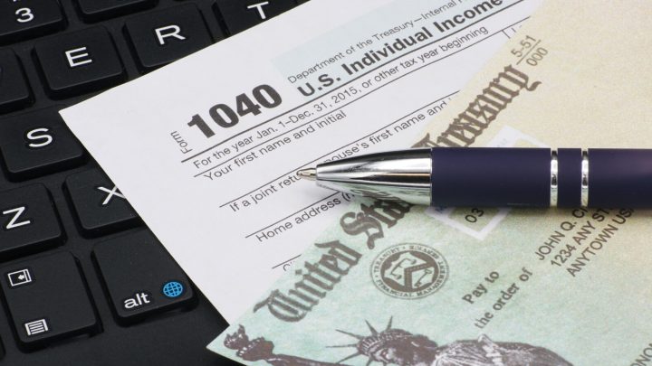 stimulus check with IRS form