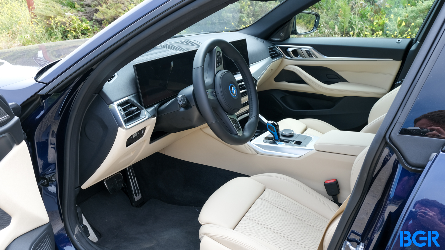 BMW i4 eDrive40 Interior