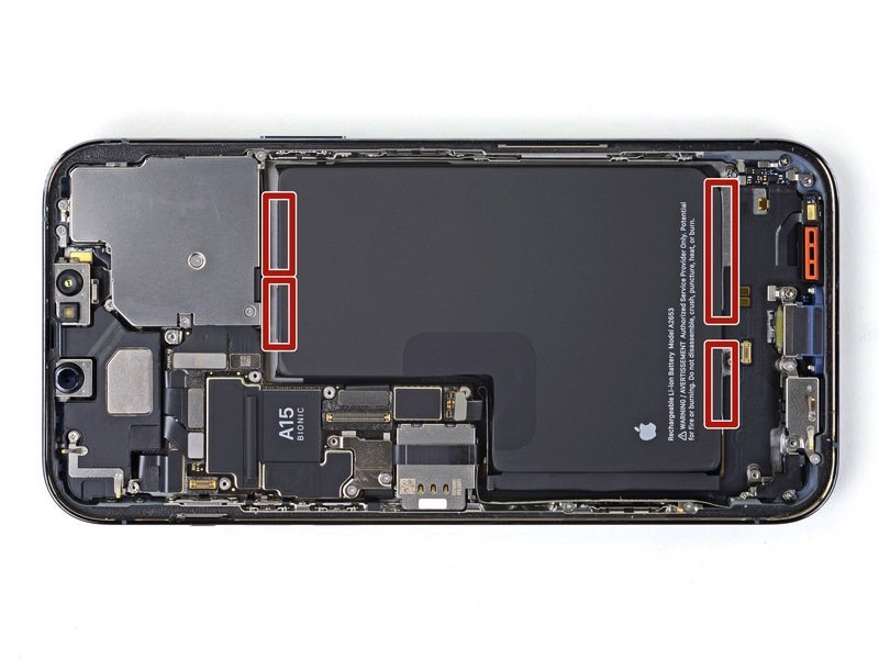 iPhone 13 Pro Max battery design.
