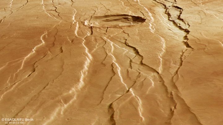 image of mars showing Tantalus Fossae