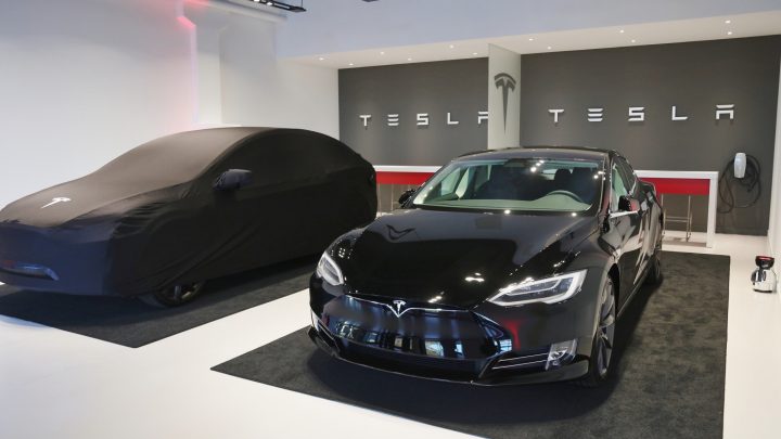 Tesla Cars opening day for a brand new Car Repairs and Assistance near Milano
